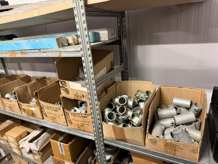 koppelingen steigerbuis, Doe-het-zelf en Verbouw, IJzerwaren en Bevestigingsmiddelen, Nieuw, Overige typen, Minder dan 50 mm, Ophalen