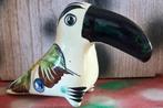 Toekan. Mexico. Sign. Porselein. Handpainted. 20 cm., Ophalen, Zo goed als nieuw, Dier