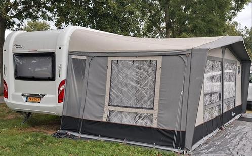 Hobby 460 ufe de luxe edition, Caravans en Kamperen, Caravans, tot en met 4, 1000 - 1250 kg, Rondzit, Hobby, Fietsenrek, Hordeur