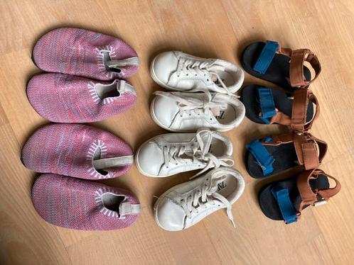 Sandalen, schoenen, sloffen, Kinderen en Baby's, Tweelingen en Meerlingen, Zo goed als nieuw, Kleding, Ophalen of Verzenden