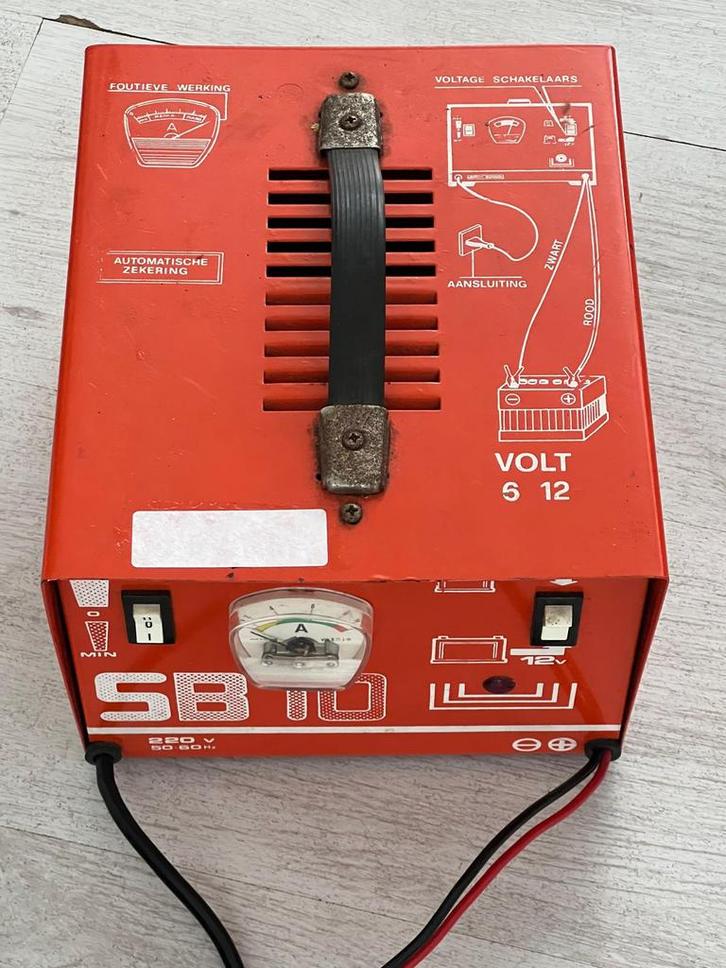 Te koop: SB 10 Acculader 6V / 12V, Auto-onderdelen, Accu's en Toebehoren, Ophalen of Verzenden
