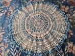 Vintage rond gehaakt tafelkleed 95 cm, Antiek en Kunst, Antiek | Kleden en Textiel, Ophalen of Verzenden