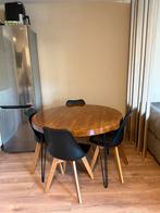 Houten Eettafel met 4 Design Stoelen, Huis en Inrichting, Gebruikt, 100 tot 150 cm, Ophalen of Verzenden, Vier personen