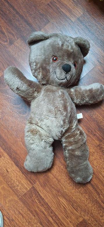 Zeer Oude Knuffelbeer beschikbaar voor biedingen