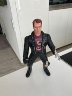 The Terminator grote pop deze spreekt en rode ogen met licht, Ophalen, Zo goed als nieuw