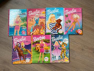 7 boeken van Barbie beschikbaar voor biedingen