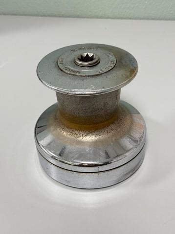 Mooie grote Lewmar Size 43 Two Speed Lier Winch chrome beschikbaar voor biedingen