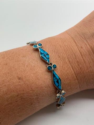 X873 Prachtige zilveren armband beschikbaar voor biedingen