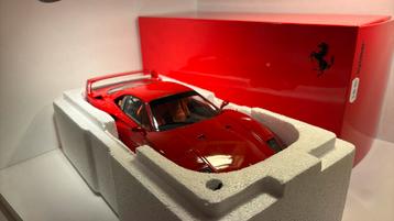 Ferrari F40 red BBR / Kyosho 1.18 beschikbaar voor biedingen