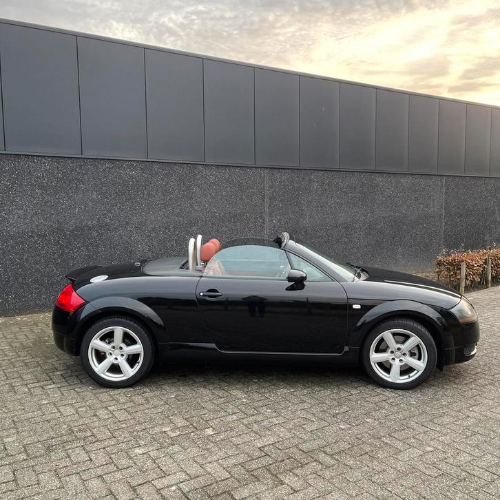Audi TT 1.8 T Roadster Quattro Baseball 224PK 2000 Zwart, Auto's, Audi, Particulier, TT, Benzine, Euro 2, Cabriolet, Handgeschakeld