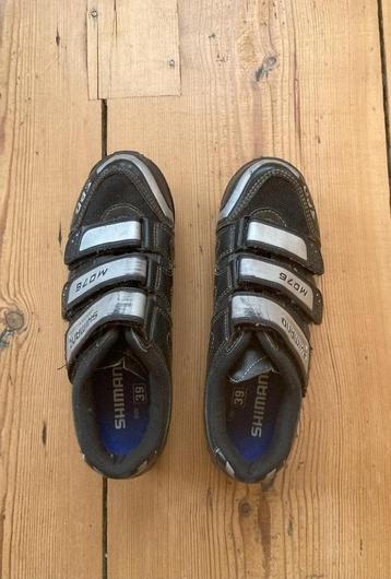 Dames fietsschoenen, Shimano, 39 beschikbaar voor biedingen