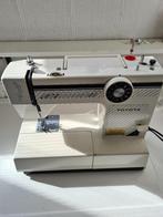 naaimachine  Toyota met vrije arm, Hobby en Vrije tijd, Naaimachines en Toebehoren, Ophalen, Gebruikt, Naaimachine, Overige merken
