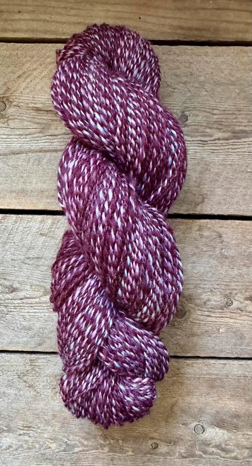 Handgesponnen streng merino met subtiel glittertje, Hobby en Vrije tijd, Breien en Haken, Nieuw, Breien of Haken, Wol of Garen