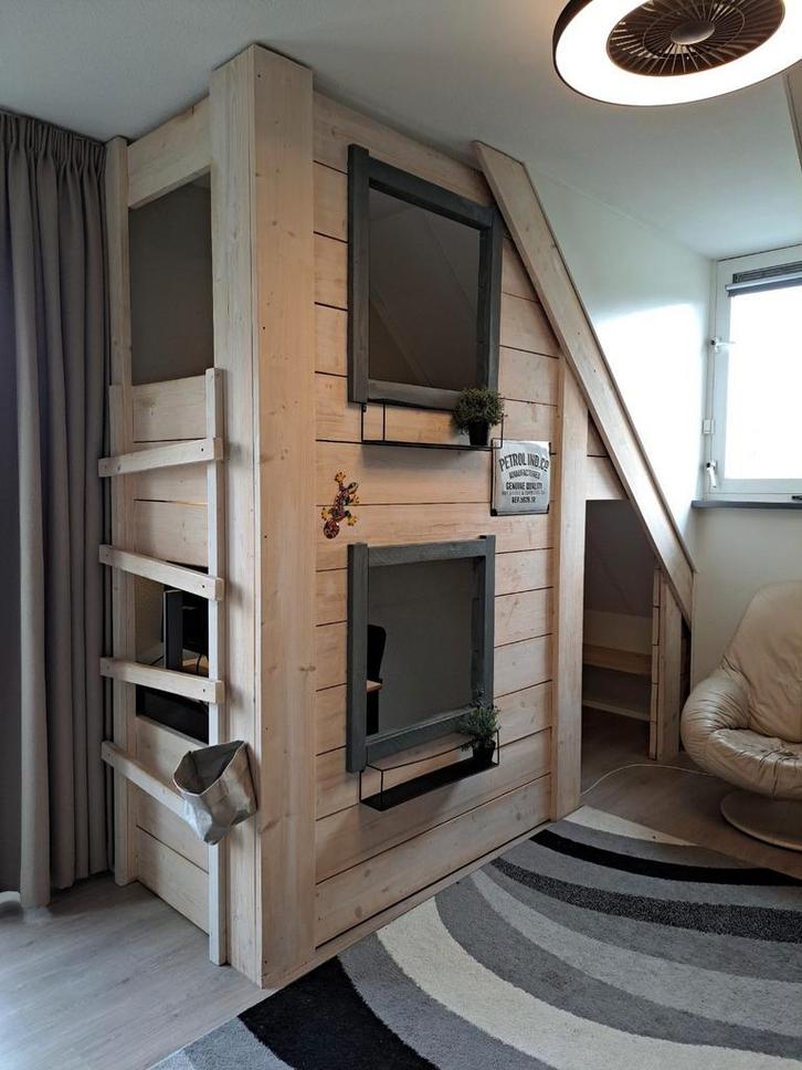 Unieke hoogslaper van duurzaam steigerhout, Kinderen en Baby's, Kinderkamer | Bedden, Gebruikt, 180 cm of meer, 85 tot 100 cm