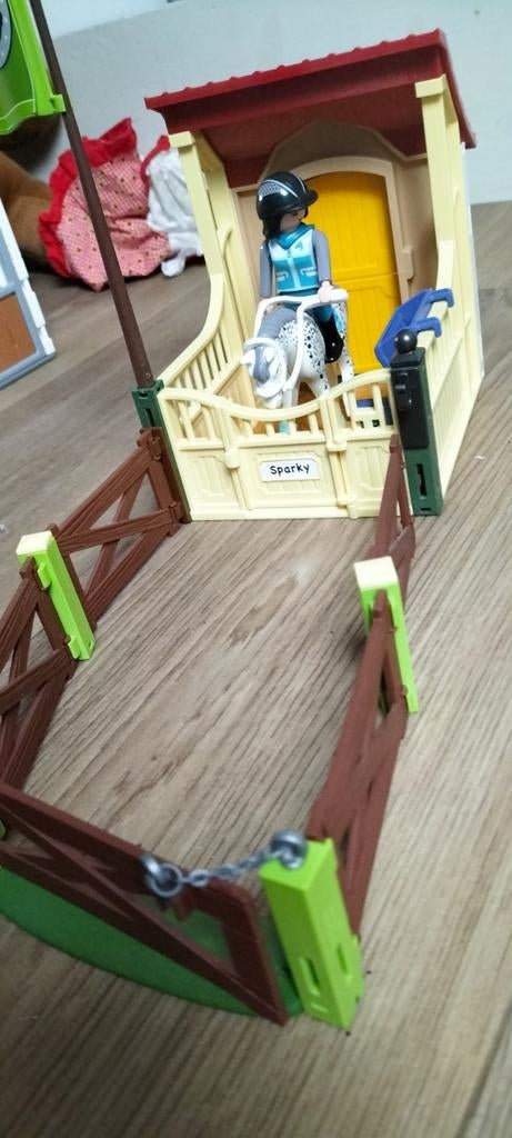 Paardenstalletje s  playmobil, Kinderen en Baby's, Speelgoed | Playmobil, Ophalen