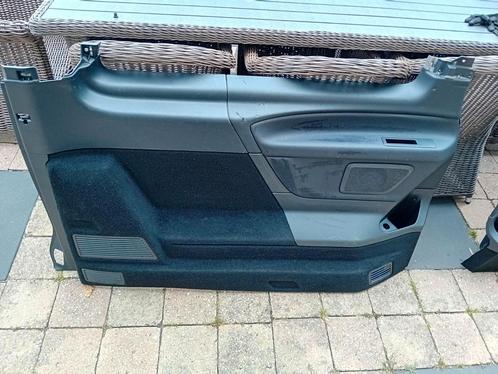 2 mercedes v klasse zijbekleding achter in de auto, Caravans en Kamperen, Camper-accessoires, Ophalen