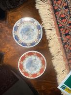 Twee decoratieve borden met pauw motief, Antiek en Kunst, Ophalen of Verzenden