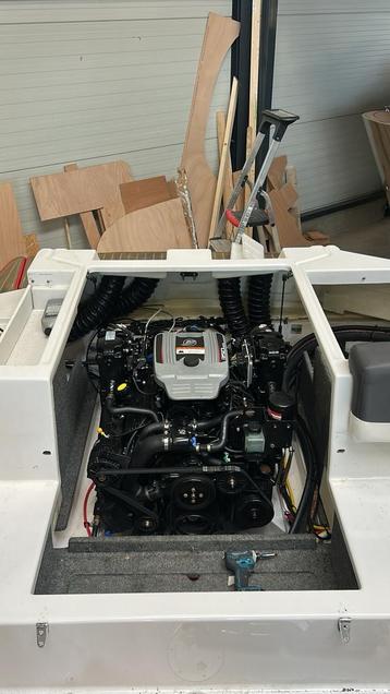 Mercruiser/Mercury onderhoud en reparatie beschikbaar voor biedingen