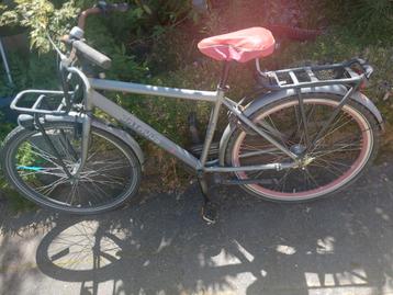 jongensfiets beschikbaar voor biedingen