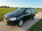 Volkswagen Polo 1.4 55KW 2006 Zwart metallic, Auto's, Voorwielaandrijving, 74 pk, Zwart, Origineel Nederlands