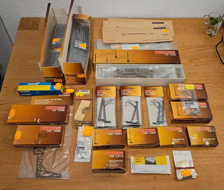 Partij Vollmer bovenleiding masten, rijdraden en toebehoren, Hobby en Vrije tijd, Modeltreinen | H0, Zo goed als nieuw, Overige typen