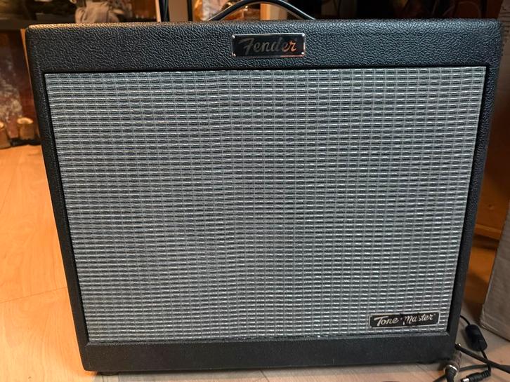 Fender Tone Master FR-10 Versterker, Muziek en Instrumenten, Versterkers | Keyboard, Monitor en PA, Gebruikt, Keyboardversterker