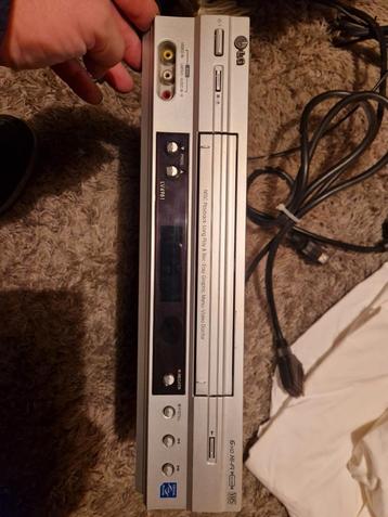 LG LV4981 Videorecorder - Gebruikt beschikbaar voor biedingen