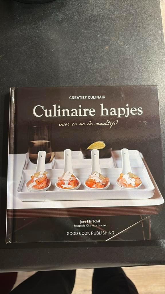 J. Marechal - Culinaire Hapjes, Boeken, Kookboeken, Zo goed als nieuw, Ophalen of Verzenden