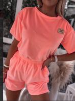 Neon velours dames set – T-shirt + short, Kleding | Dames, Broeken en Pantalons, Kort, Verzenden, SH FAMILY THANH SON NGUYEN Aleja Krakowska 109 02-180 Warszawa, Polska