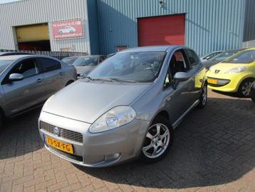 Fiat Grande Punto 1.4-16V Sport, Nw apk beschikbaar voor biedingen