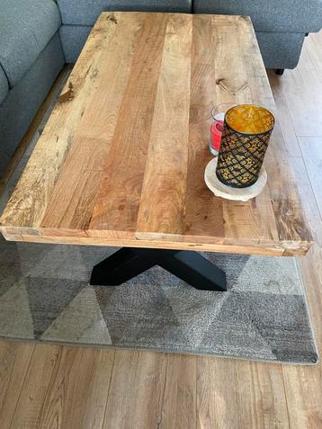Monique Salon tafel 130cm x 70cm beschikbaar voor biedingen