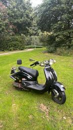 BTC grande retro, Fietsen en Brommers, Snorfietsen en Snorscooters, Gebruikt, Benzine, Ophalen, Overige merken