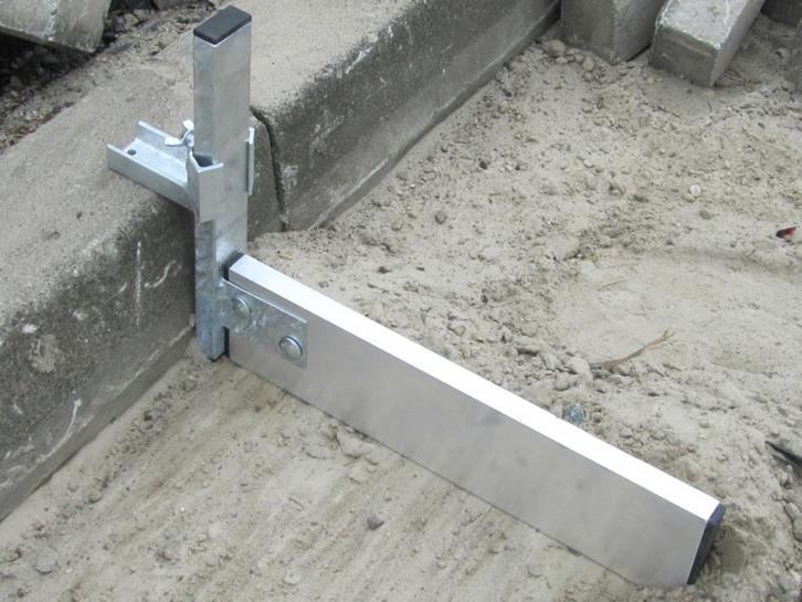 Kant afrijplankje - bandenmaatje is makkelijk hulpmiddel als, Tuin en Terras, Bielzen en Borders, Nieuw, Beton, Minder dan 100 cm