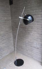 Design staande lamp Vloerlamp Hala Zeist 696 jaren '90, Huis en Inrichting, Lampen | Vloerlampen, Ophalen, Zo goed als nieuw, 150 tot 200 cm