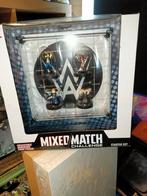 Wizkids WWE HeroClix: Mixed Match Challenge WWE Ring 2, Ophalen of Verzenden, Zo goed als nieuw