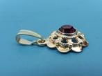 Gouden hanger met granaat                                G90, Gebruikt, Overige voorstellingen, ., Ophalen of Verzenden