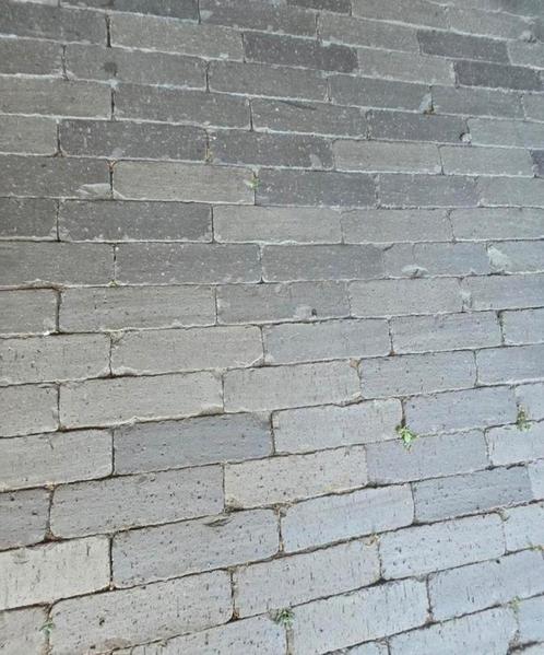 Gratis afhalen gebakken klinkers en keramische tegels, Tuin en Terras, Tegels en Klinkers, Zo goed als nieuw, Klinkers, Beton