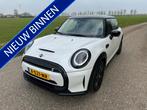 MINI Mini Electric Camden Edition 33 kWh Carplay Navi Enz, Auto's, 12 maanden, Gebruikt, 4 stoelen, Wit