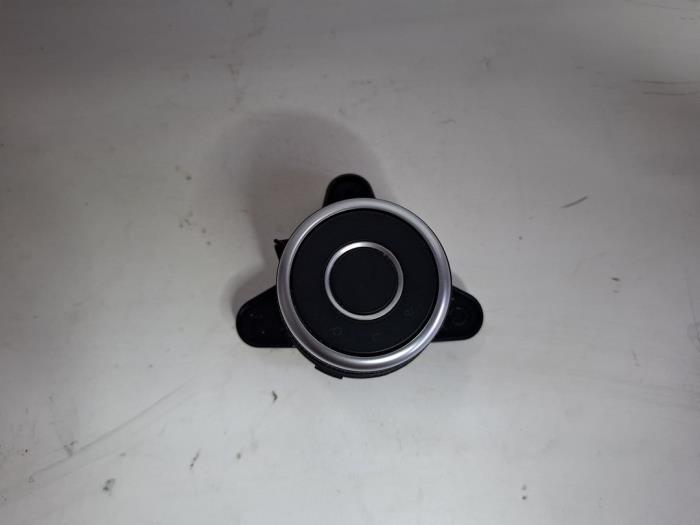 Regelunit Multi Media van een Alfa Romeo Stelvio, Gebruikt, -, Verzenden, -