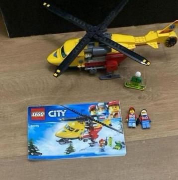 Lego ambulance helikopter 60179 beschikbaar voor biedingen