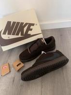 NIKE AIR JORDAN 1 RETRO LOW OG SP TRAVIS SCOTT VELVET BROWN, Ophalen of Verzenden, Zo goed als nieuw, Bruin