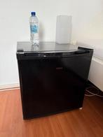 Fridge, Witgoed en Apparatuur, Koelkasten en IJskasten, Ophalen, Nieuw, Met vriesvak