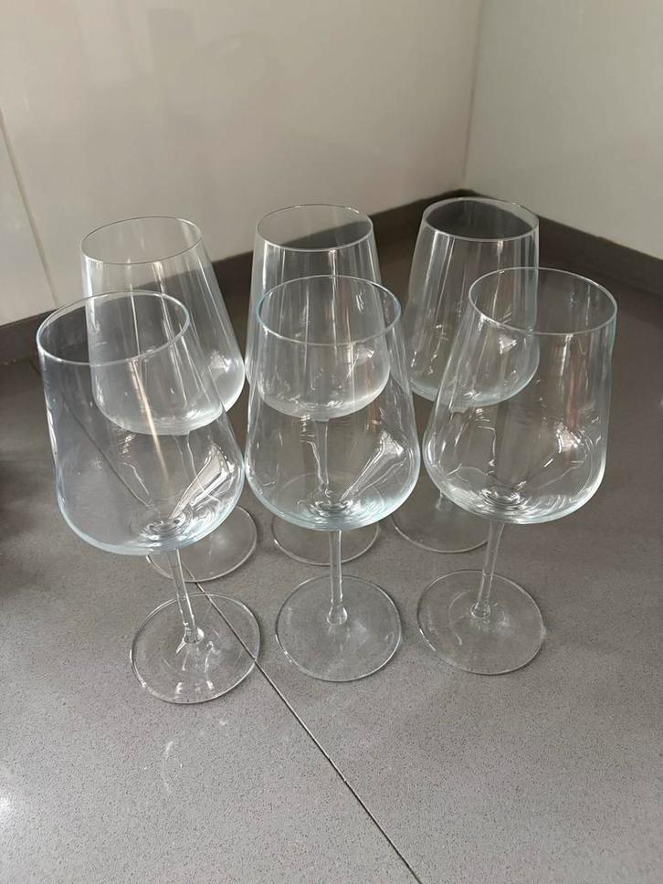 6 Vivo rode wijnglazen, Huis en Inrichting, Keuken | Servies, Zo goed als nieuw, Glas of Glazen, Effen, Glas, Ophalen