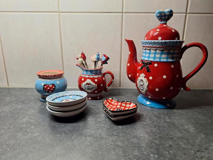 Theeservies Studio Koekepeer - Vrolijk en Compleet!, Huis en Inrichting, Keuken | Servies, Zo goed als nieuw, Overige typen, Overige stijlen