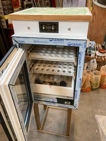 Broedmachine’s beschikbaar voor biedingen