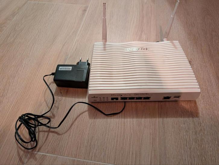 DrayTek Vigor 2862Bn Router, Computers en Software, Routers en Modems, Gebruikt, Router, Ophalen of Verzenden
