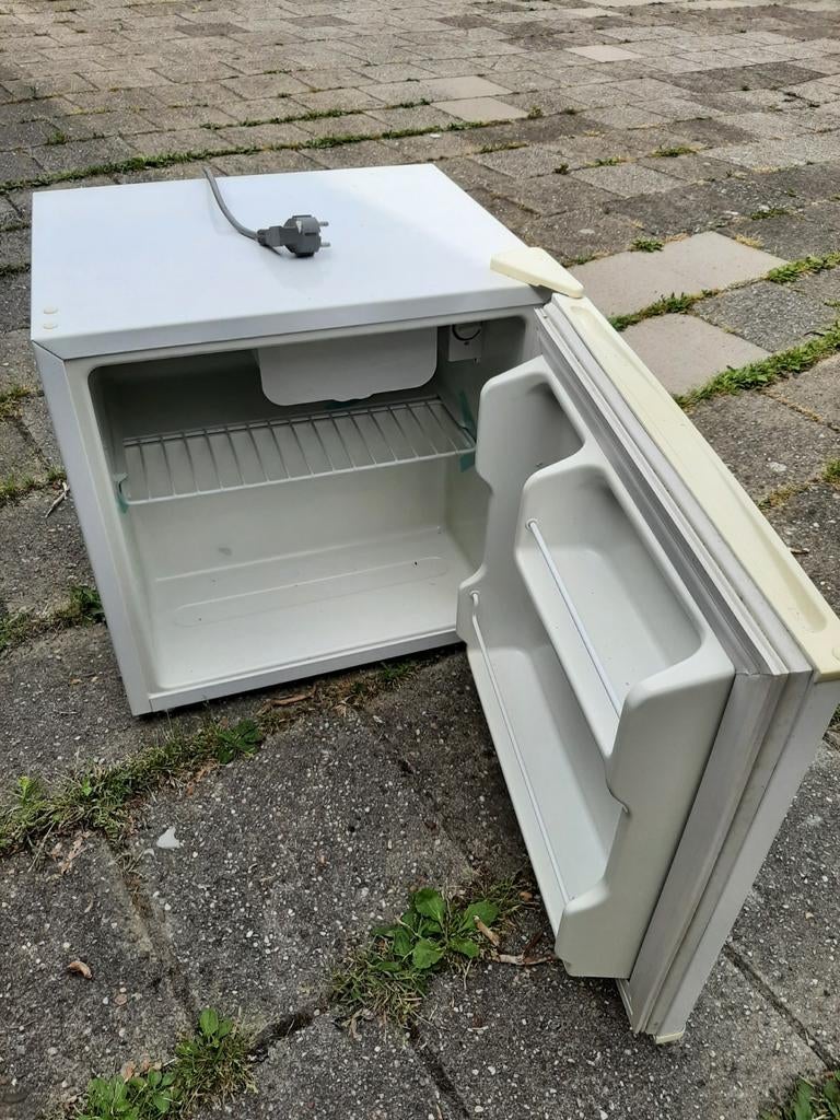 Garageverkoop, Diversen, Rommelmarktspullen, Ophalen