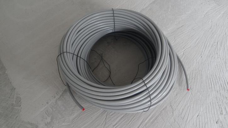 Uniwarm buis vloerverwarming 16x2 (151 meter, 5-laags), Doe-het-zelf en Verbouw, Buizen en Afvoer, Nieuw, Overige typen, Overige materialen