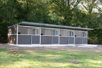 Paardenboxen,buitenboxen,buitenstal,buitenstalling,stallen beschikbaar voor biedingen