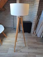 Driepoot lamp met houten poten, Ophalen, Gebruikt, Hout, 100 tot 150 cm